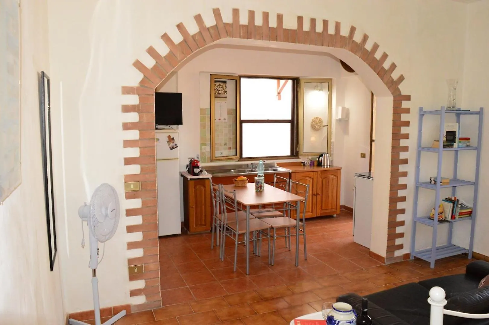 Stefania Guest House Giba 0*,  Italien